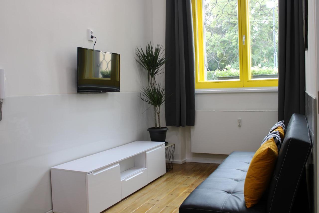 Lyly Apartment - Modern Apartment With Free Parking Prague Luaran gambar