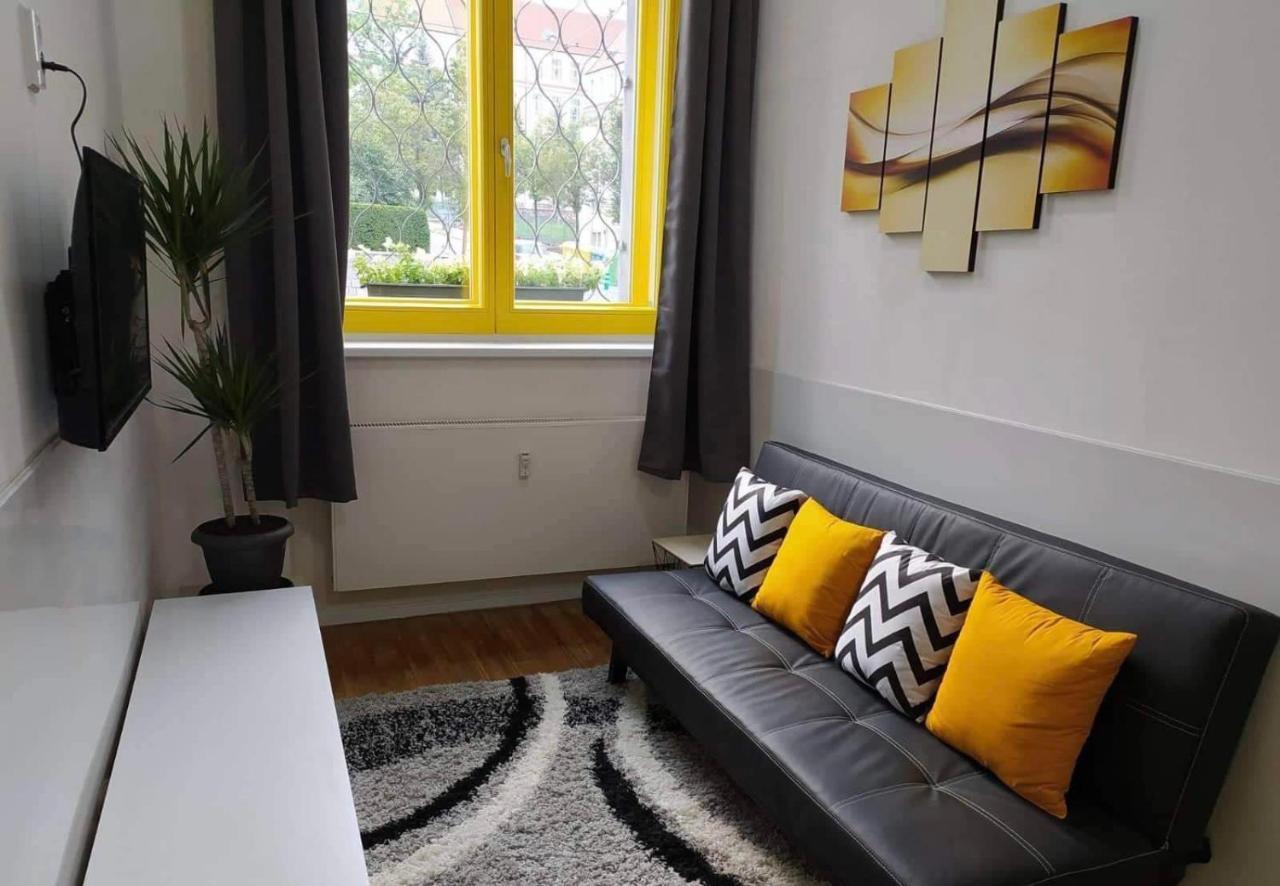 Lyly Apartment - Modern Apartment With Free Parking Prague Luaran gambar