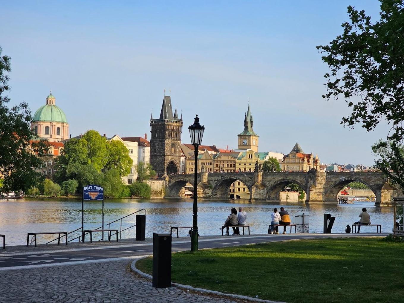 Lyly Apartment - Modern Apartment With Free Parking Prague Luaran gambar